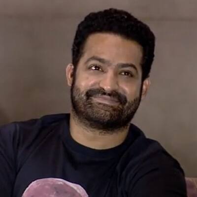`దేవర 2`పై అనుమానాలను ఎన్టీఆర్‌ క్లారిటీ.. ప్రభాస్‌కి పోటీగా తారక్‌ నెక్ట్స్ సినిమాల లైనప్‌