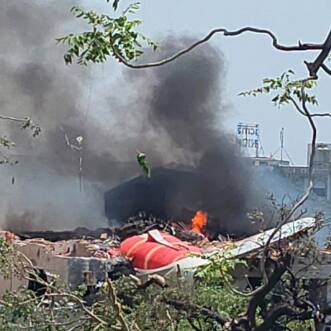 Ahmedabad plane crash: అహ్మదాబాద్ విమాన ప్రమాదం.. బోయింగ్ డ్రీమ్లైనర్ 5 సాంకేతిక తప్పిదాలే కారణమా?
