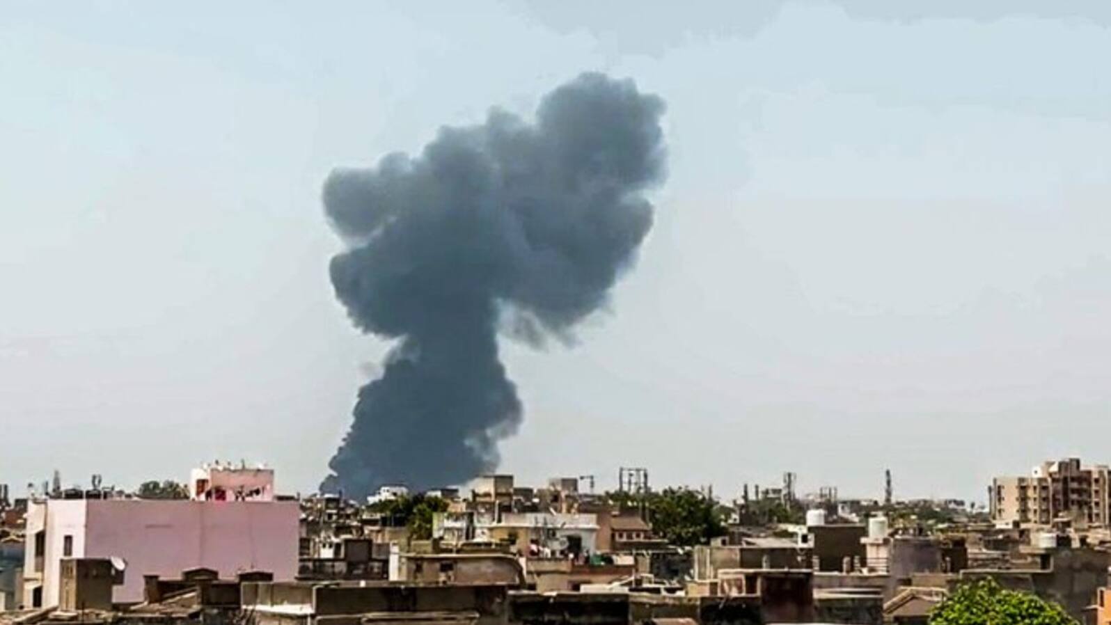Airplane crash in Ahmedabad : కుప్పకూలిన విమానంలో ఇండియన్స్ ఎంతమంది? విదేశీయులు ఎంతమంది?
