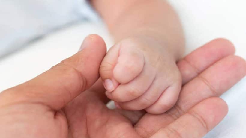 BABY HAND