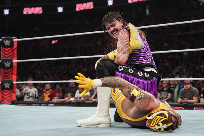 Rey Mysterio & Dominik Mysterio