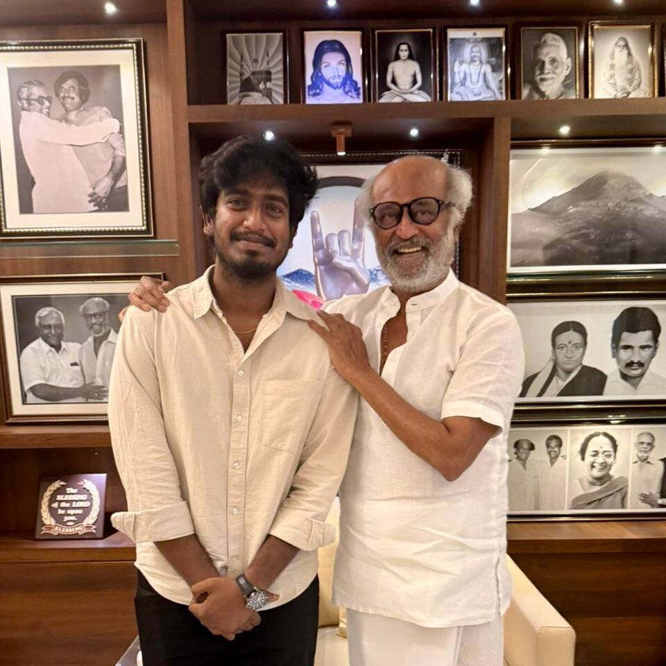 టూరిస్ట్ ఫ్యామిలీ డైరెక్టర్ కు రజనీకాంత్ సర్ప్రైజ్, ఎమోషనల్ పోస్ట్ పెట్టిన అభిషన్ జీవంత్