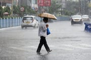 Kolkata Weather LATEST update: Low pressure weakens, rainfall to subside? Check forecast