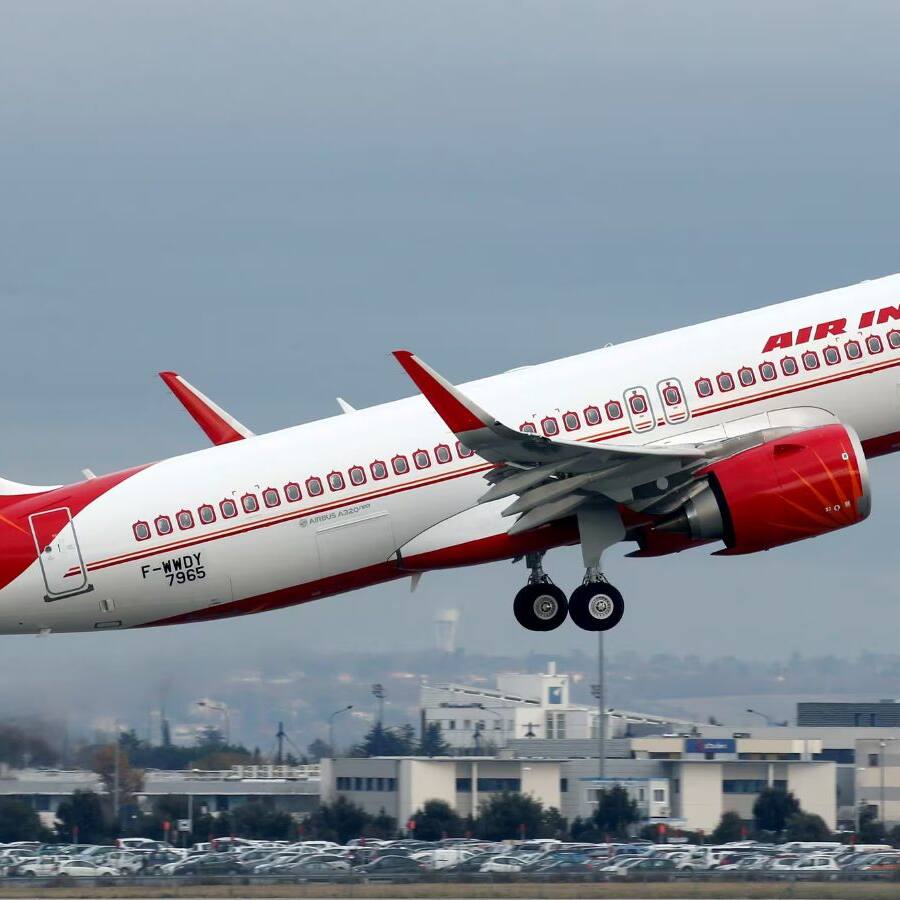 Air India San Francisco-Mumbai flight halted in Kolkata after engine glitch; passengers deboarded
