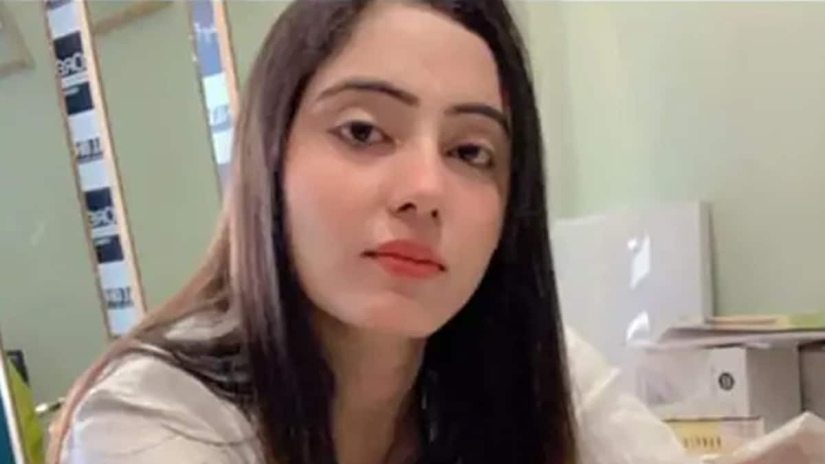 बॉयफ्रेंड ने पीटा, फिर दो दिन बाद मिली लाश… कौन हैं मॉडल शीतल चौधरी जिसका हुआ दर्दनाक अंत? 2 23 Year Old Model Shital Chaudhary