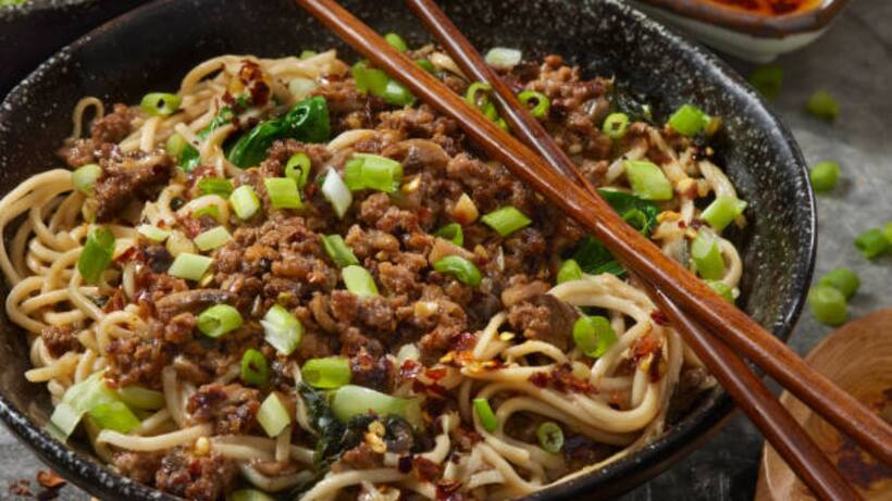 Quick and easy Dan Dan noodles without meat