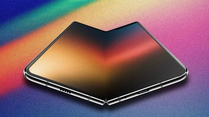 Foldable iPhone