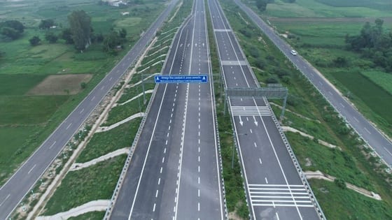 UP Expressway: इस नए एक्सप्रेसवे से गांव बनेंगे मेट्रो सिटी! देखिए पूरा प्लान