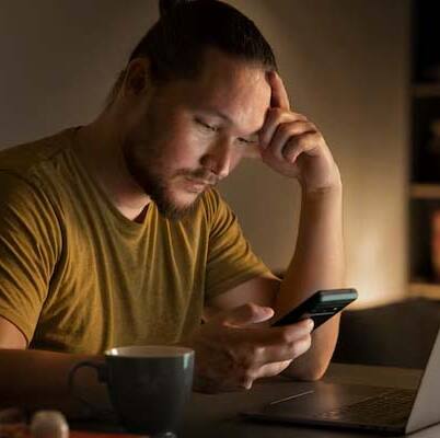 Digital Detox: 7 ways Digital overload impacts on mental health