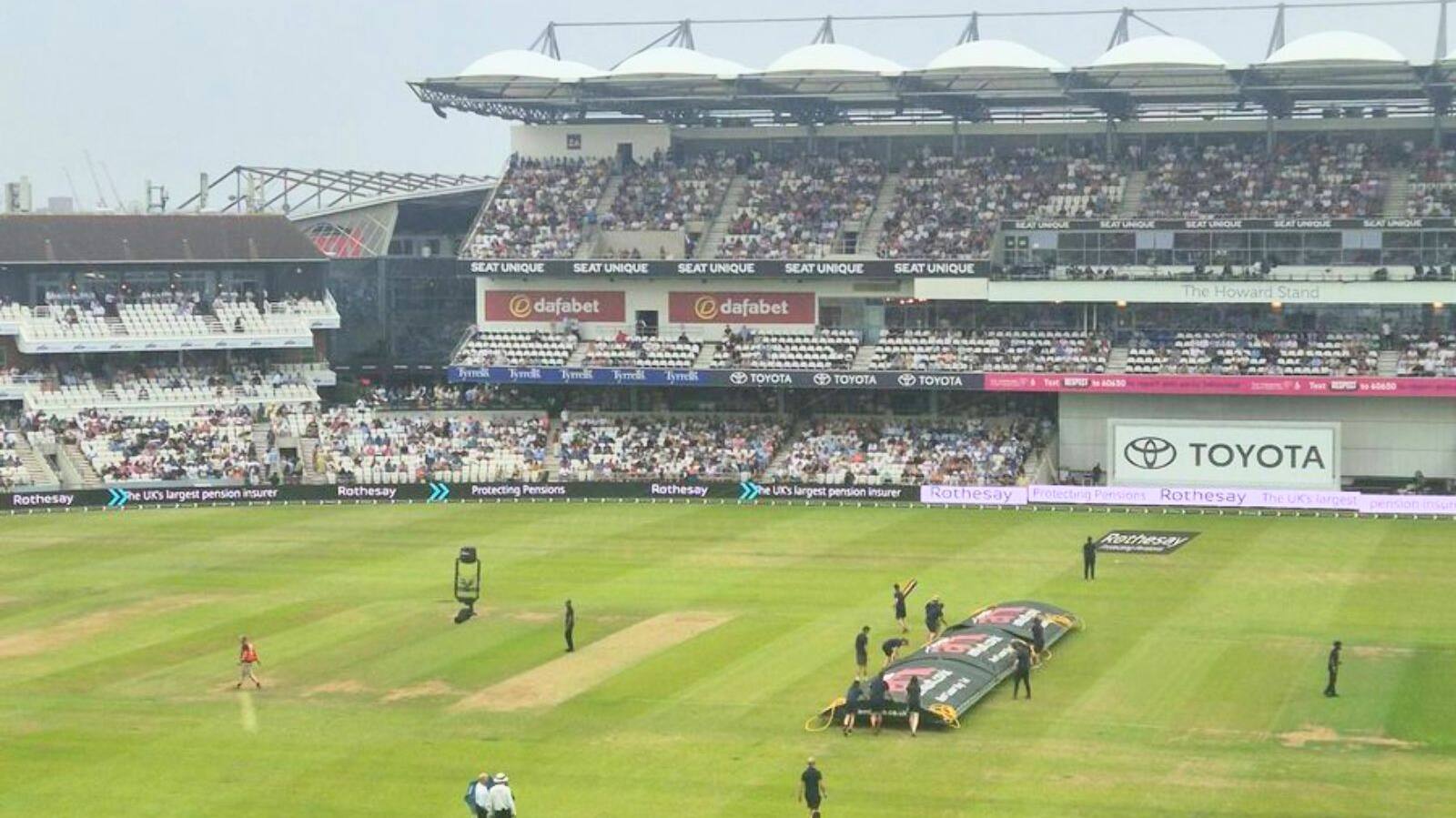 leeds cricket ground 