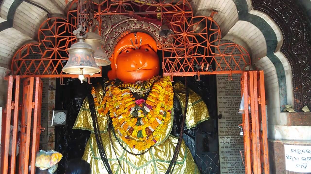 Bedi Hanuman Temple Puri
