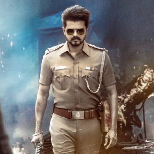 విజయ్ దళపతి తన  చివరి సినిమాకు  ఎంత రెమ్యునరేషన్ తీసుకుంటున్నారో తెలుసా?
