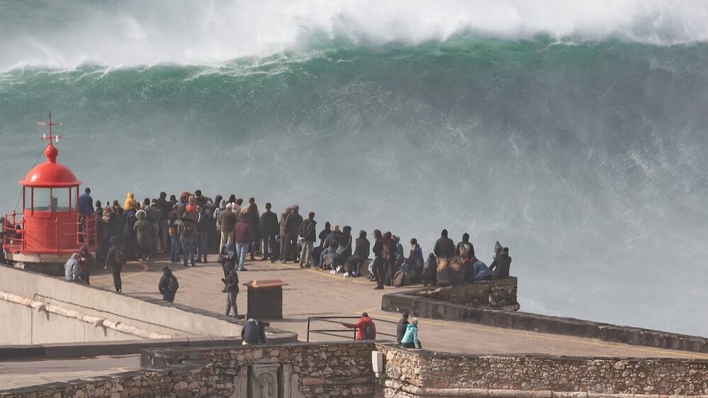 Giant wave after Atlantic Storm