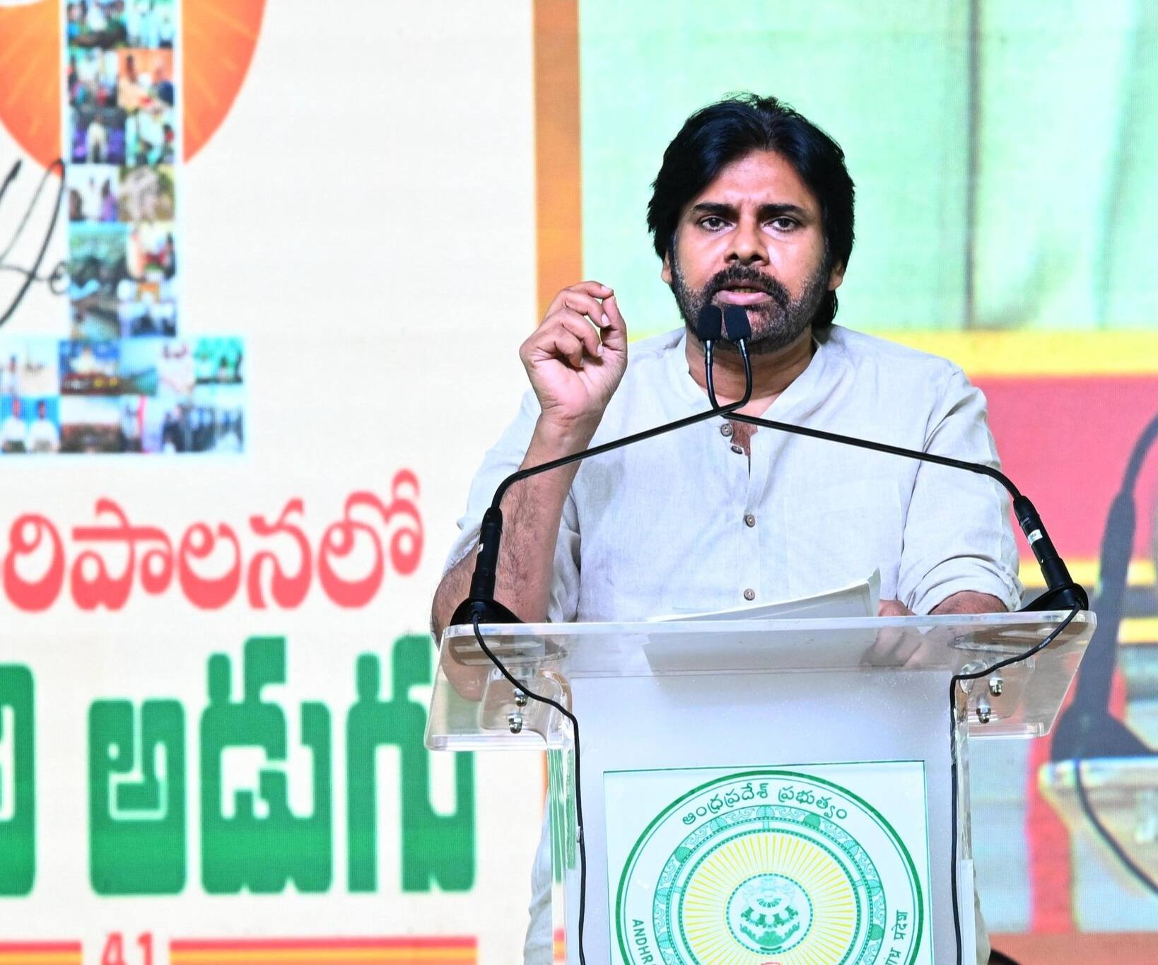 Pawan Kalyan: వైఎస్ఆర్సీపీ మళ్లీ రాదు.. పిచ్చివేశాలు వేస్తే తొక్కిపట్టి నారతీస్తాం.. పవన్ కళ్యాణ్ మాస్ వార్నింగ్