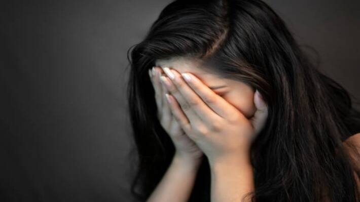 husband sold wife for money in Dhar MP