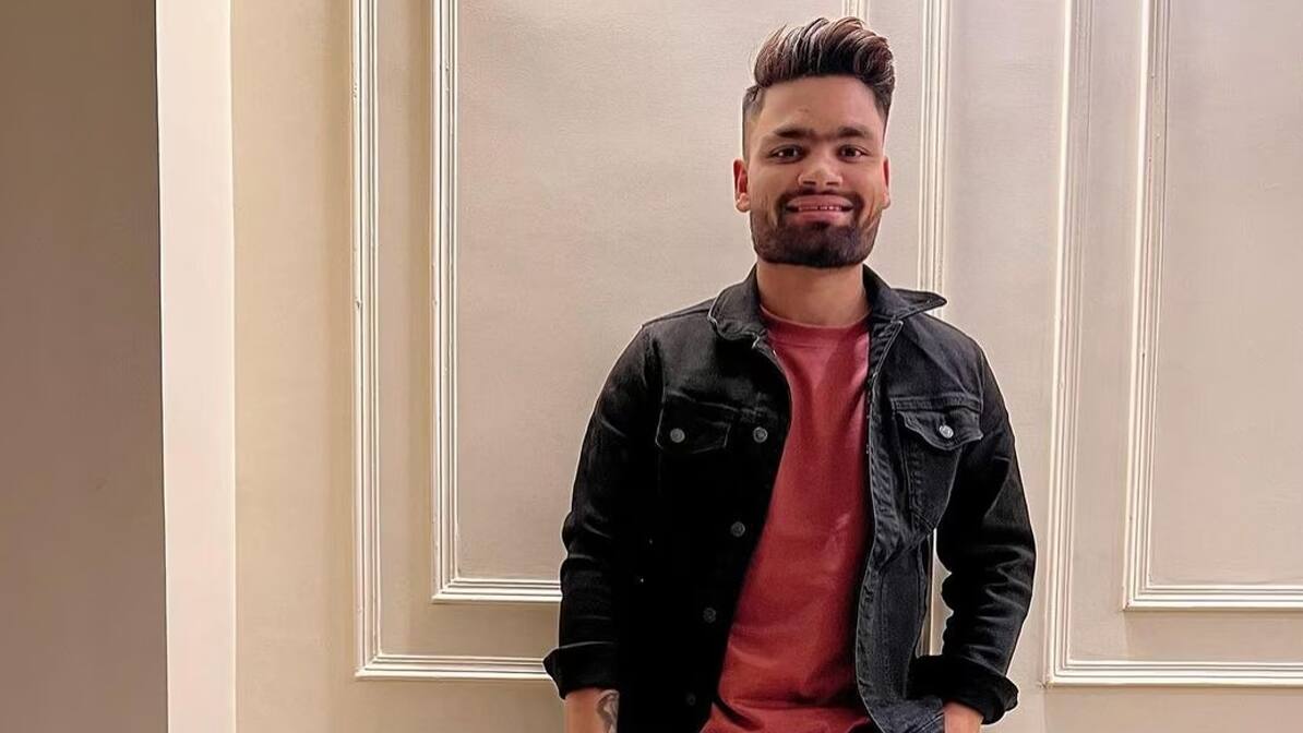 Rinku Singh salary as BEO