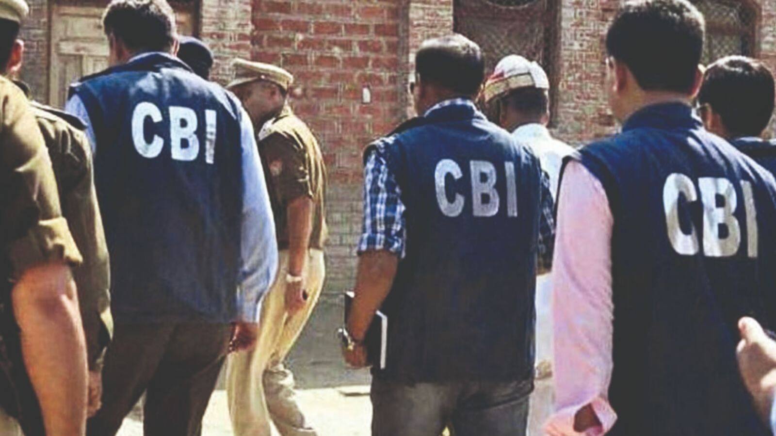CBI ने 40 से अधिक ठिकानों पर की छापेमारी