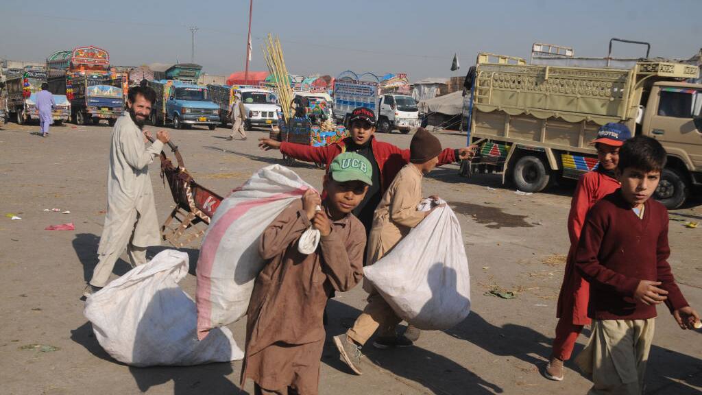 Pakistan child labourers