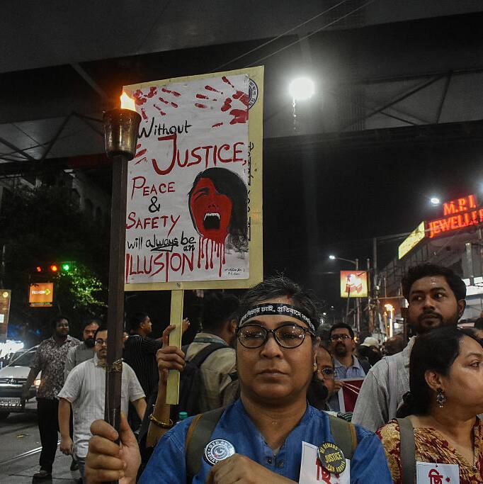 Kolkata: Woman says IIT Calcutta student spiked drink, raped her at boys hostel