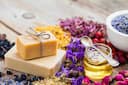 Bath Soap : குளியல் சோப்பு வாங்கப் போறீங்களா? இந்த 5 விஷயங்களை கவனியுங்கள்