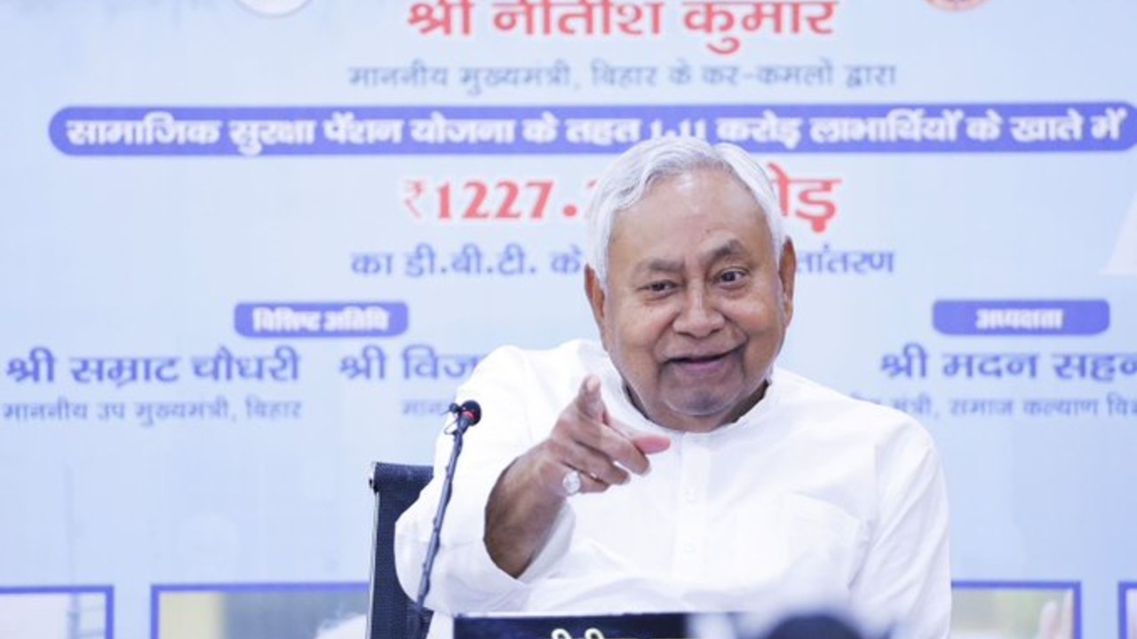 Nitish Kumar 125 Units Free Power Nitish Kumar 125 Units Free Power