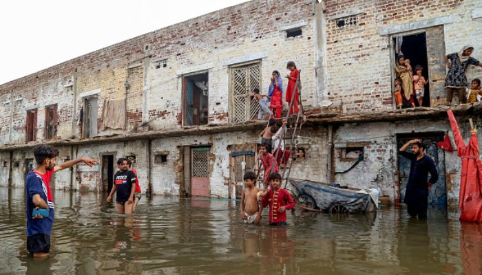 ಉಗ್ರರ ಸ್ವರ್ಗ ಪಾಕಿಸ್ತಾನದಲ್ಲಿ ಜಲಪ್ರಳಯ! ಸಂಕಷ್ಟದಲ್ಲಿ ಪಾತಕಿ ದೇಶ, ಊಟವಿಲ್ಲ.. ನೀರಿಲ್ಲ!