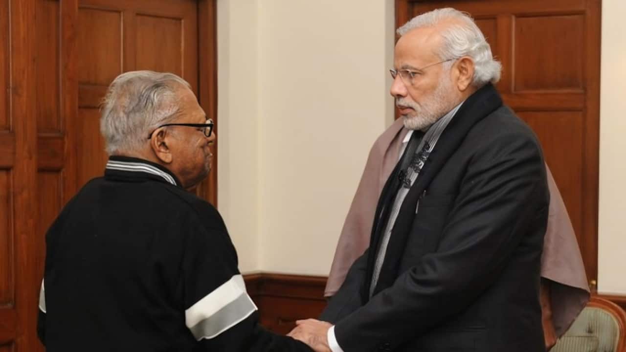 PM Modi Pays Tribute to VS Achuthanandan, Recalls Time As Fellow Chief Minister