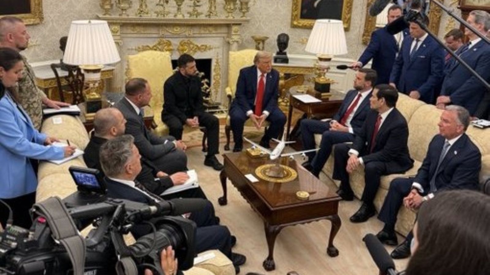 Trump Zelenksyy meeting