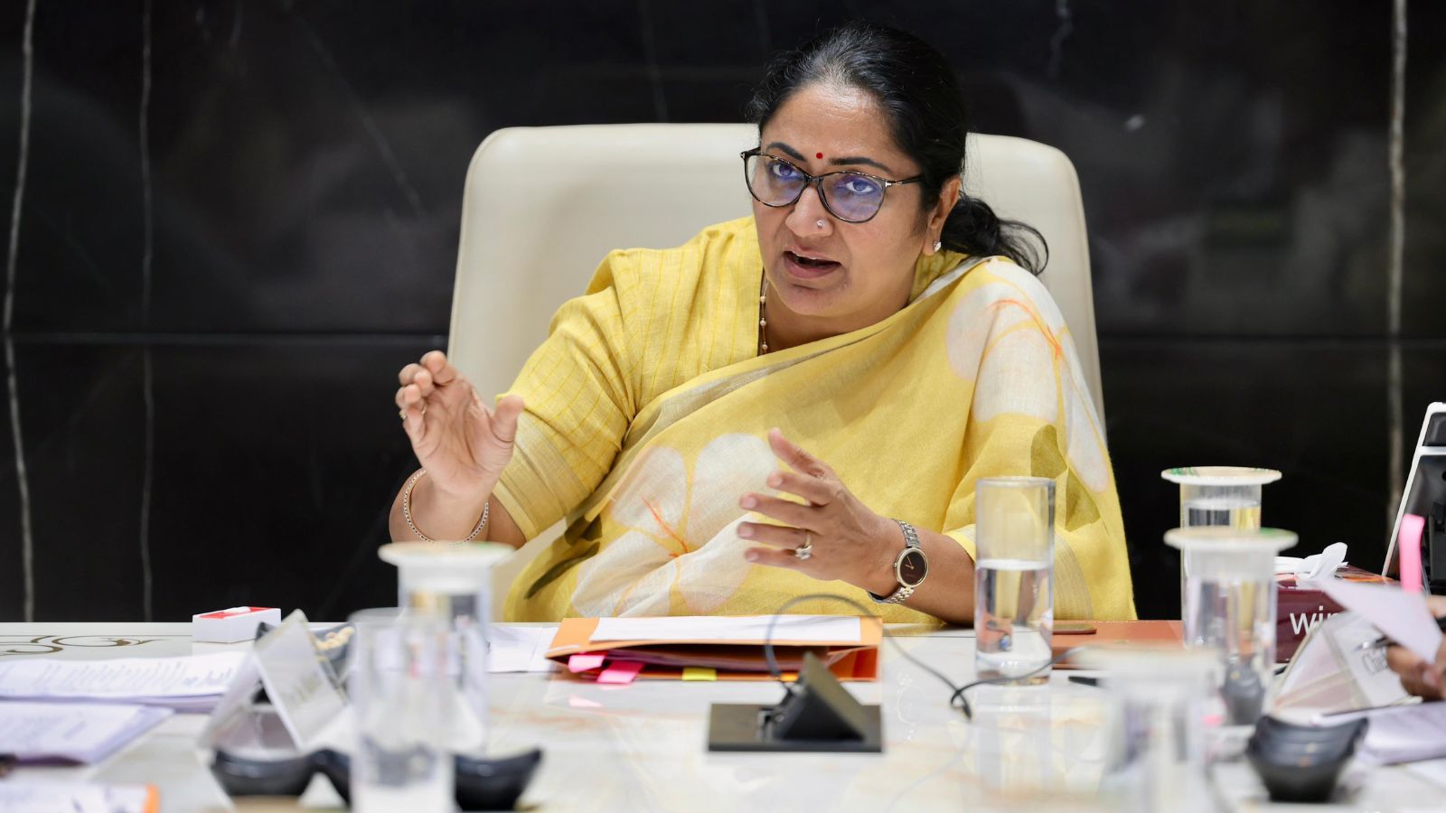 delhi cm rekha gupta attack