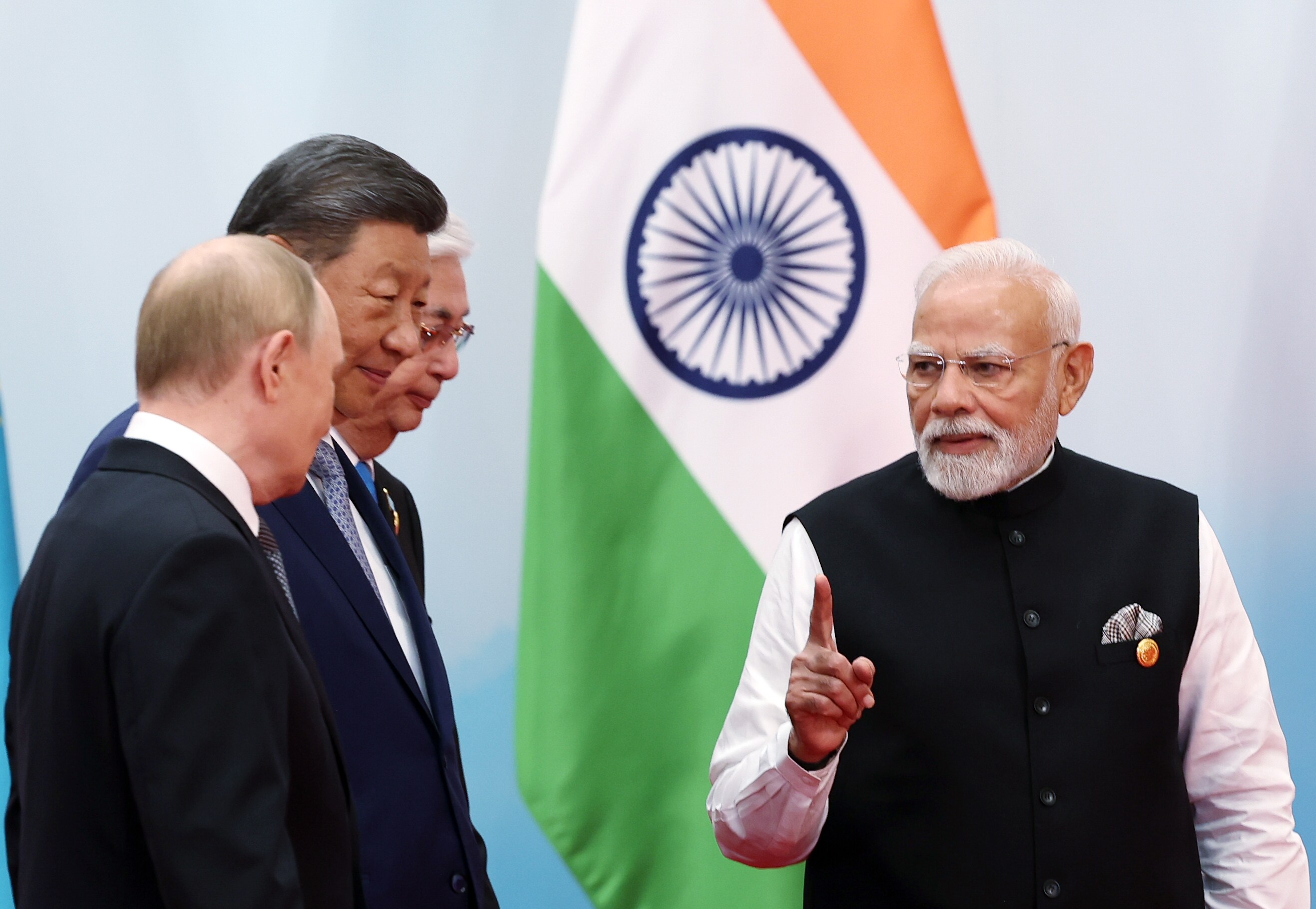 ತ್ರಿಮೂರ್ತಿಗಳ ಶಕ್ತಿ ಪ್ರದರ್ಶನ! ಅಮೆರಿಕಾ ತಲ್ಲಣ! 3 ರಾಷ್ಟ್ರಗಳು ಒಟ್ಟಾದರೆ ಟ್ರಂಪ್ ಹುಚ್ಚಾಟ ದಿ ಎಂಡ್!