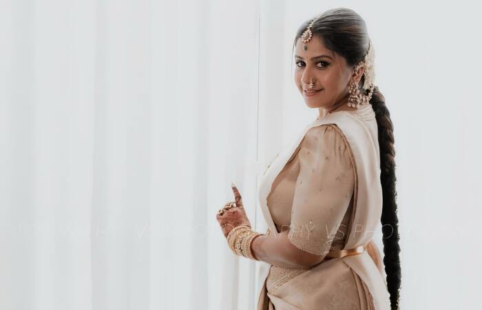 anchor anushree 