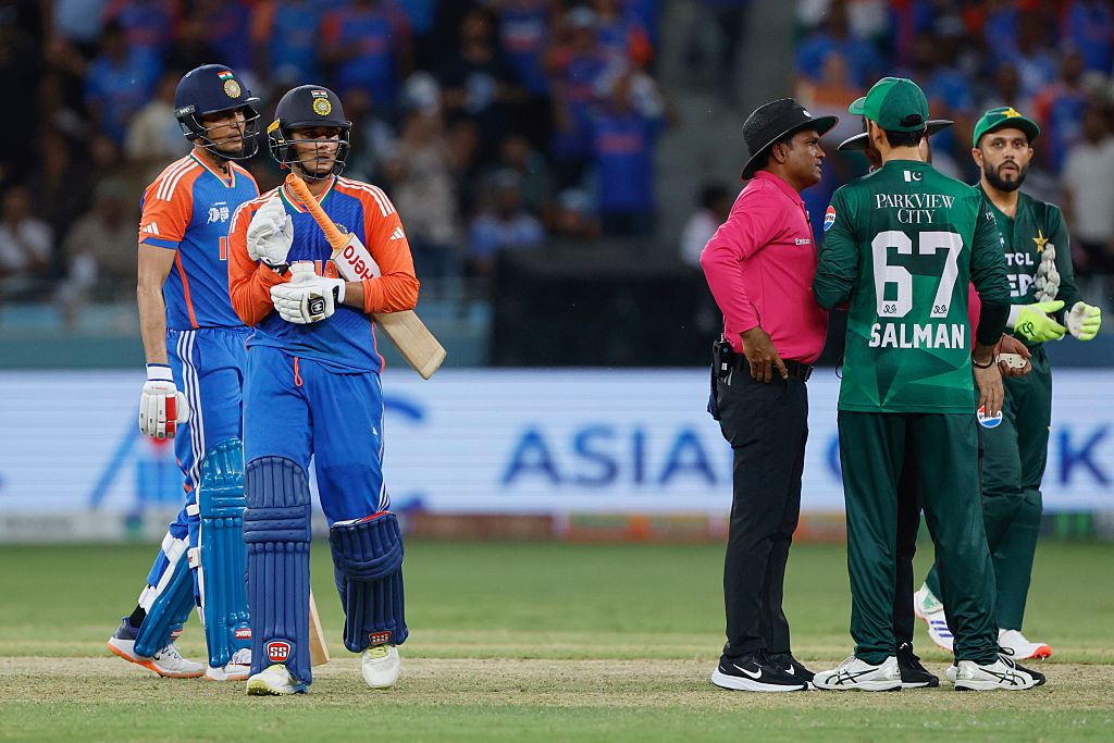 'ഇന്ത്യ-പാകിസ്ഥാന്‍ മത്സരങ്ങളിലെ തട്ടിപ്പ് അവസാനിക്കണം'; വിമര്‍ശനവുമായി മുന്‍ ഇംഗ്ലണ്ട് ക്യാപ്റ്റന്‍