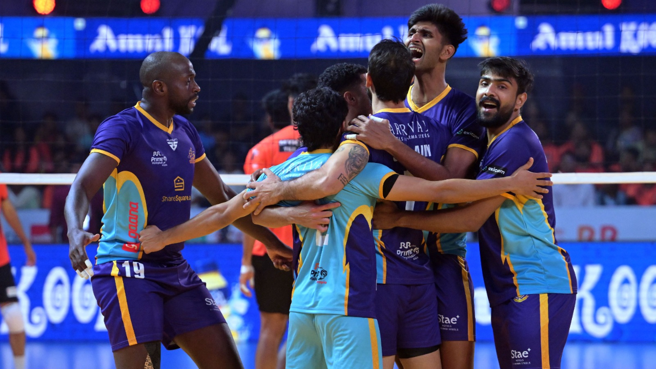 Delhi Toofans beat Hyderabad Black Hawks by direct sets in prime volleyball