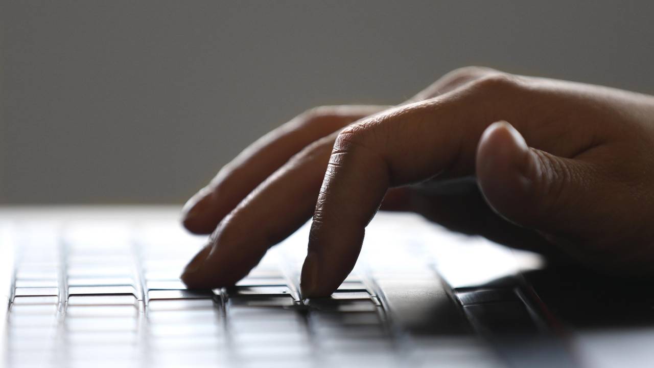 employee stored sexually explicit images on work laptop lost security clearance