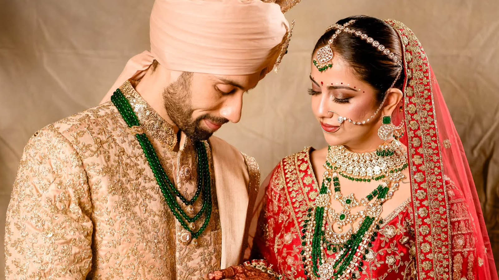 TV के 7 कपल शादी के बाद मना रहे पहली दिवाली, एक तो 13 दिन पहले ही बंधा बंधन में