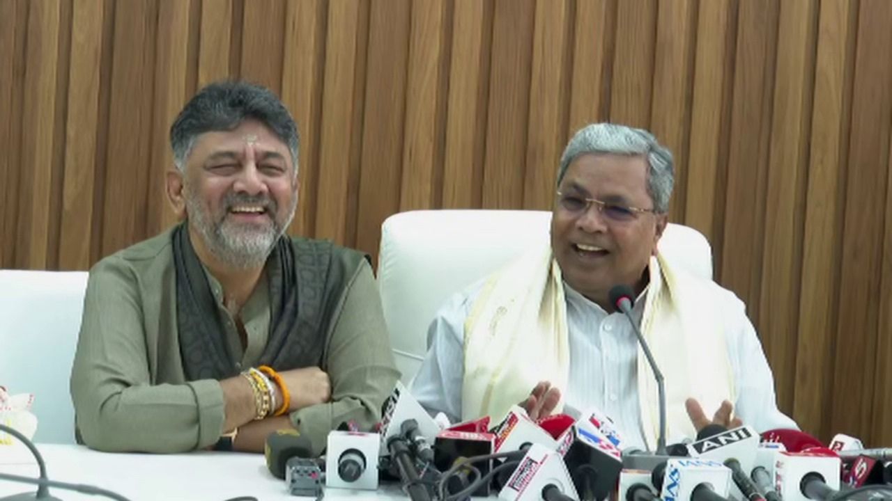 ಕುರ್ಚಿ ಆಟದಲ್ಲಿ ಆಟಗಾರರೇ  ಅಂಪೈರ್​ಗಳು; ಸಿದ್ದು ಆಟ, ಡಿಕೆ ಹಠ;  ಹೈಕಮಾಂಡ್‌ಗೆ ಸಿಂಹಾಸನ ಸಂಕಟ!