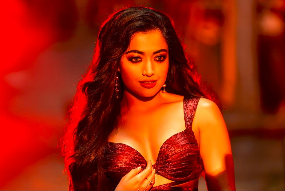 ರಣಚಂಡಿ ರಶ್ಮಿಕಾ ಮಂದಣ್ಣ: ರಗಡ್‌ ಲುಕ್‌ನಲ್ಲಿ ಎಂಟ್ರಿಕೊಟ್ಟ ನ್ಯಾಷನಲ್‌ ಕ್ರಶ್‌!