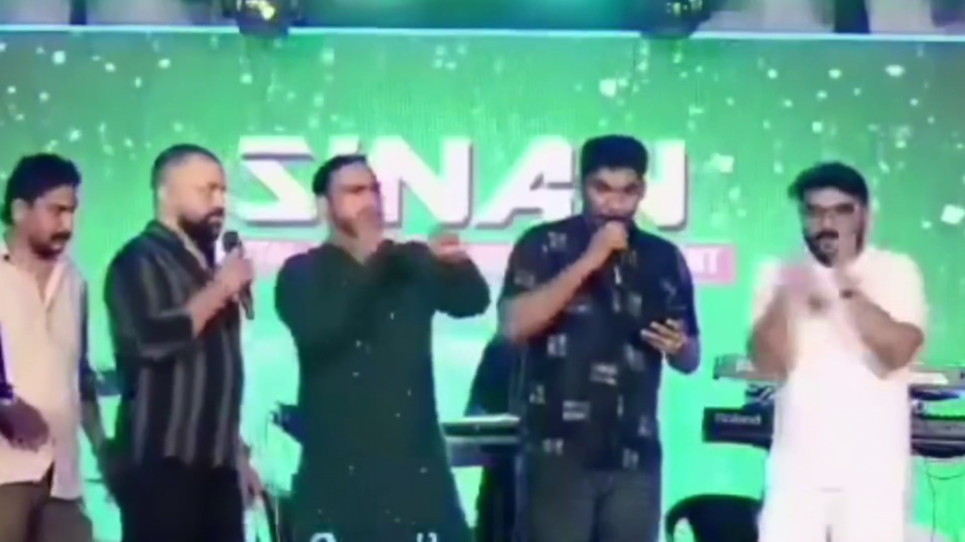 പാട്ടിനൊപ്പം അയ്യപ്പനെ ചേർത്തത് വേദനിപ്പിച്ചു, പോറ്റിയെ കേറ്റിയെ പാട്ടിനെതിരെ ഡിജിപിക്ക് പരാതി