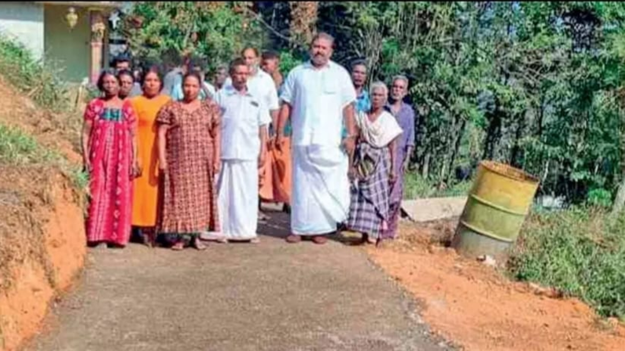 പരാജയത്തിലും വന്ന 'വഴി' മറന്നില്ല, വാക്ക് പാലിച്ച്  വഴിയൊരുക്കി പരാജയപ്പെട്ട യുഡിഎഫ് സ്ഥാനാർത്ഥി