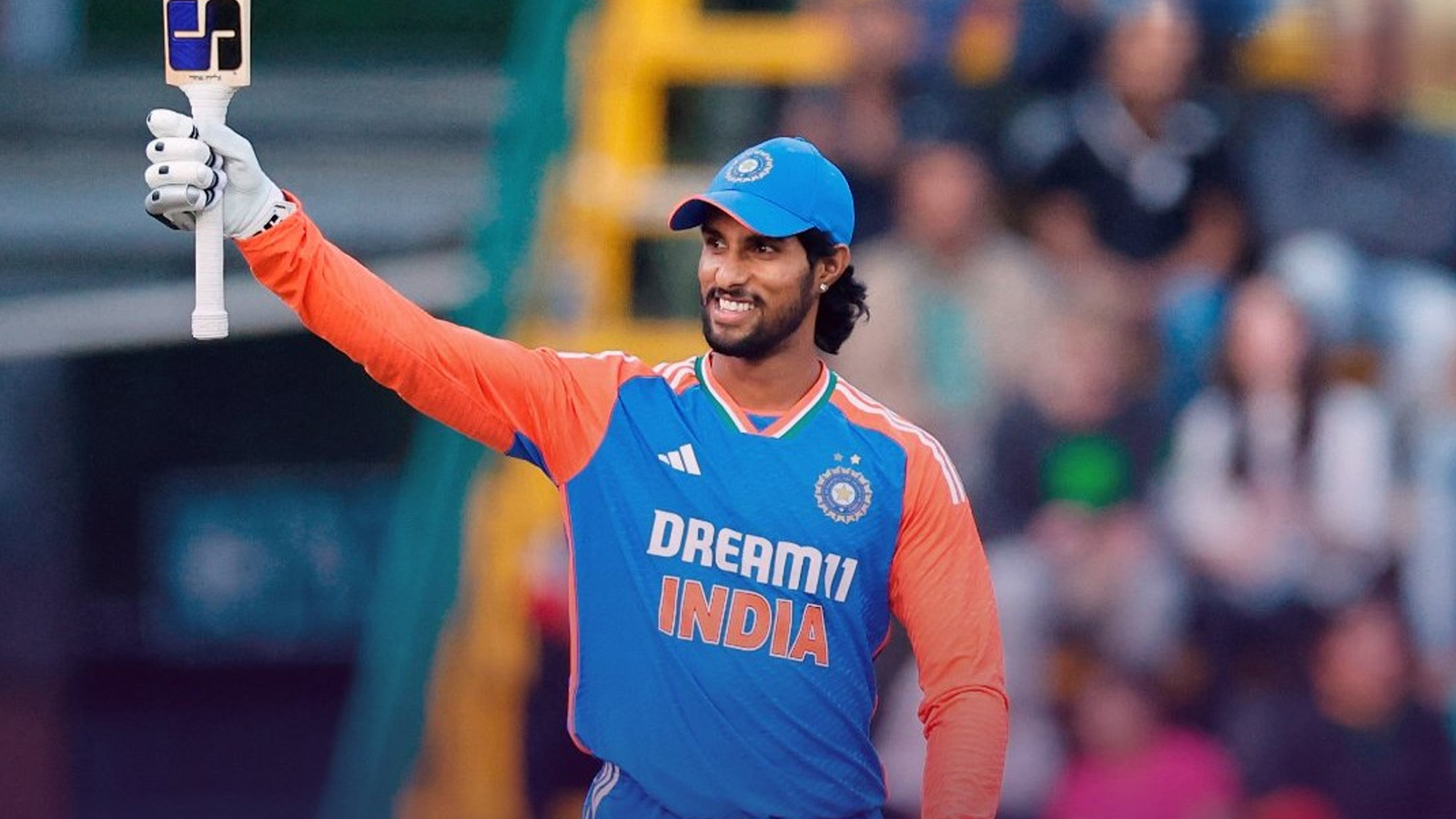 Tilak Varma : తెలుగు క్రికెటర్ తిలక్ వర్మకు ప్రమోషన్.. సంజూ, బుమ్రాలకు కూడా...