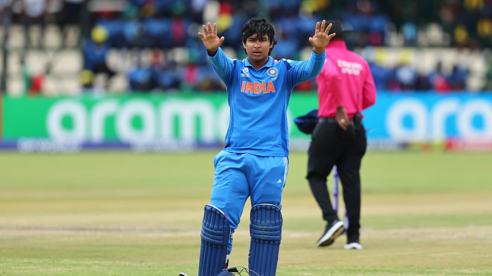 கிரிக்கெட் உலகை அதிரவைத்த வைபவ் சூர்யவன்ஷி! 175 ரன்கள், 15 சிக்ஸர்கள்.. இளம் வயதில் முறியடிக்கப்பட்ட 5 மெகா சாதனைகள்!