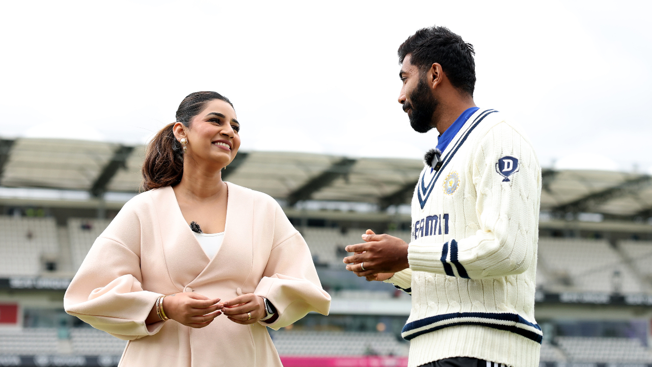 മുമ്പ് മോഡല്‍, ഇപ്പോള്‍ സ്റ്റാർ ക്രിക്കറ്റ് അവതാരക; ആരാണ് സഞ്ജന ഗണേശൻ, ബുമ്രയുമായുള്ള പ്രണയം പൂവിട്ടത് എങ്ങനെ?