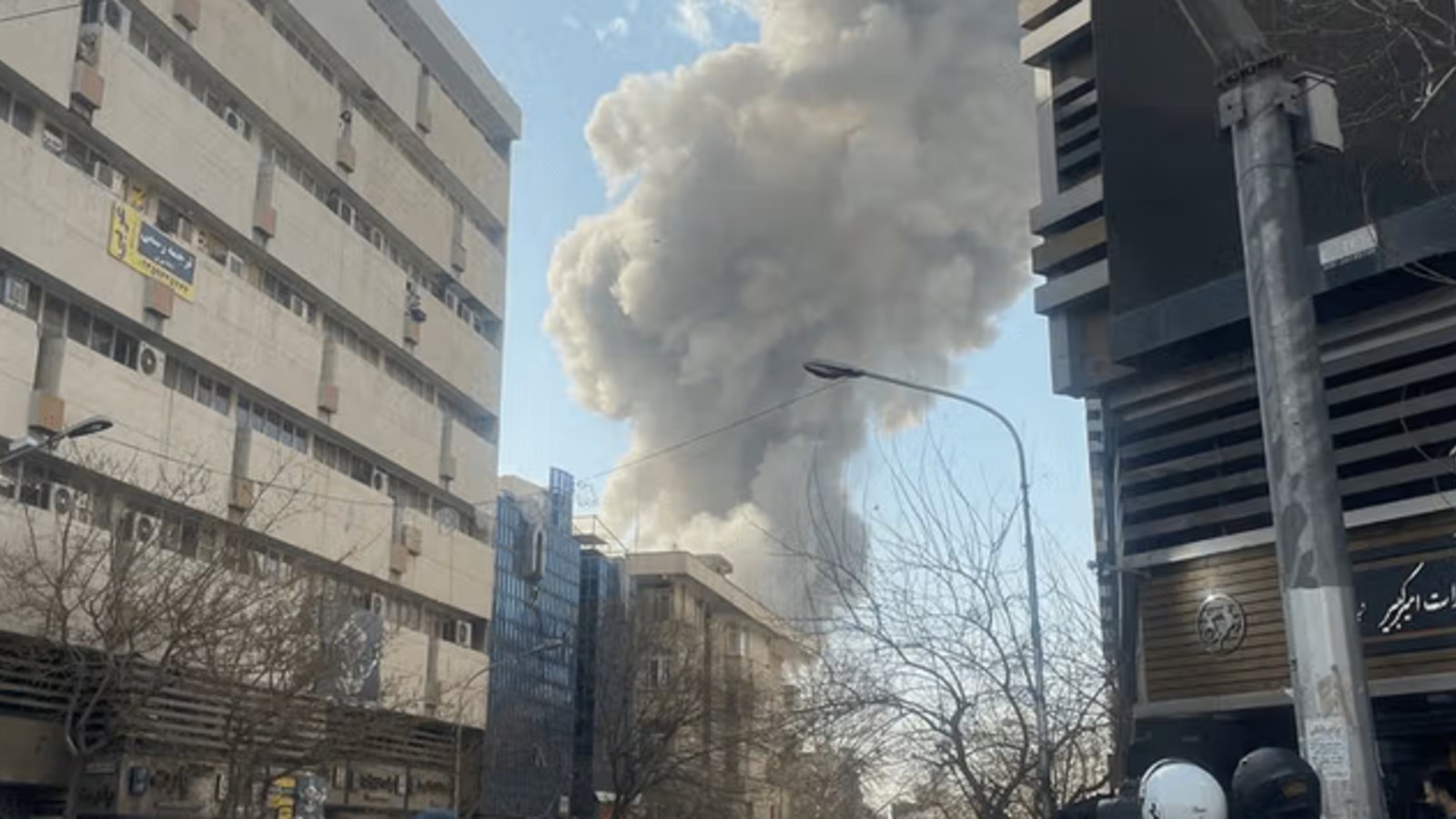 Video: ಅಮೆರಿಕಾದ ಮಿಲಿಟರಿ ನೆಲೆಯನ್ನೇ ಗುರಿಯಾಗಿಸಿಕೊಂಡು ಇರಾನ್‌ನಿಂದ ಆಕ್ರಮಣಕಾರಿ ದಾಳಿ