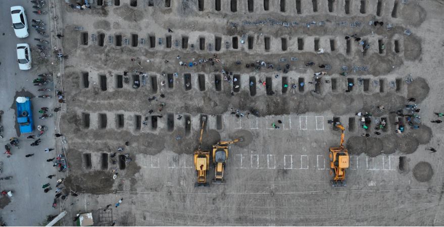 ಆಕಾಶದಲ್ಲಿ ಮಿಸೈಲ್ ಮಳೆ.. ಕತ್ತಲ ರಾತ್ರಿಯಲ್ಲಿ ಯುದ್ಧ ಬೆಳಕು..! ಇರಾನ್ ಪ್ರತೀಕಾರದ ಕ್ರೋಧಾಗ್ನಿ