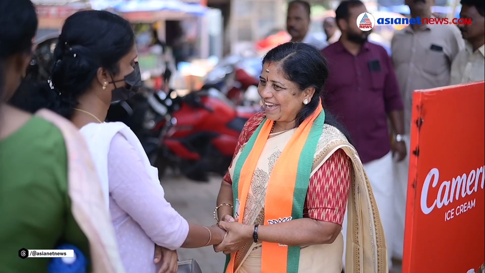 കൊട്ടാരക്കരയിൽ തെരഞ്ഞെടുപ്പ് പ്രചാരണവുമായി ആർ. രശ്മി