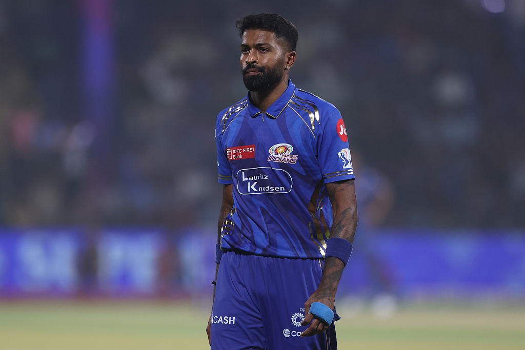 ‘അവനെ ഒരിക്കൽ അടിച്ച് പറത്തിയതാണ്, എന്നിട്ടും പഠിച്ചില്ല’, ഹാർദിക്കിന്‍റെ മോശം ക്യാപ്റ്റൻസിയെ പരിഹസിച്ച്  അശ്വിൻ