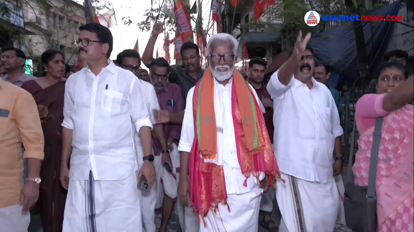 ആറന്മുളയിൽ തെരഞ്ഞെടുപ്പ് പ്രചാരണത്തിരക്കിൽ കുമ്മനം രാജശേഖരൻ