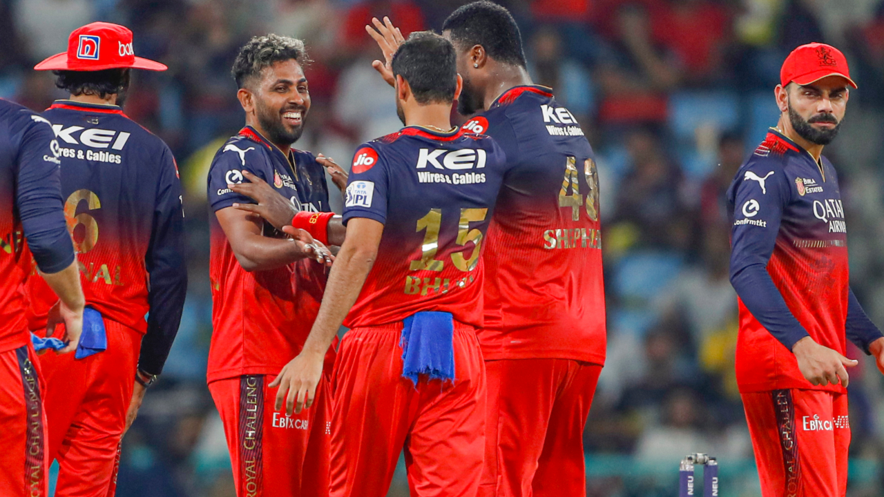 ഐപിഎല്‍ കളിക്കാൻ അനുമതിയില്ല, വിരമിക്കൽ ഭീഷണിയുമായി ലങ്കൻ താരം, ക്രിക്കറ്റ് ബോര്‍ഡിനെതിരെ കോടതിയില്‍