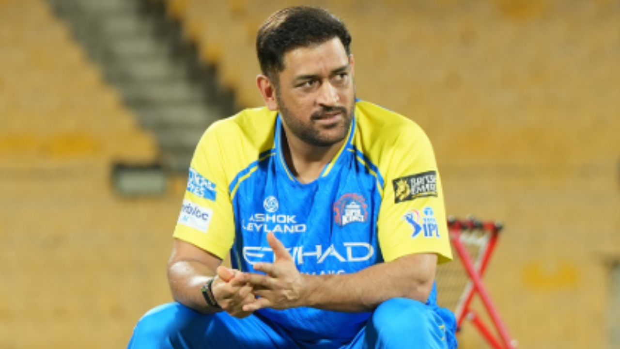 MS Dhoni: দিল্লির বিরুদ্ধেও খেলতে পারছেন না, কেকেআর ম্যাচে দলে ফিরবেন ধোনি?