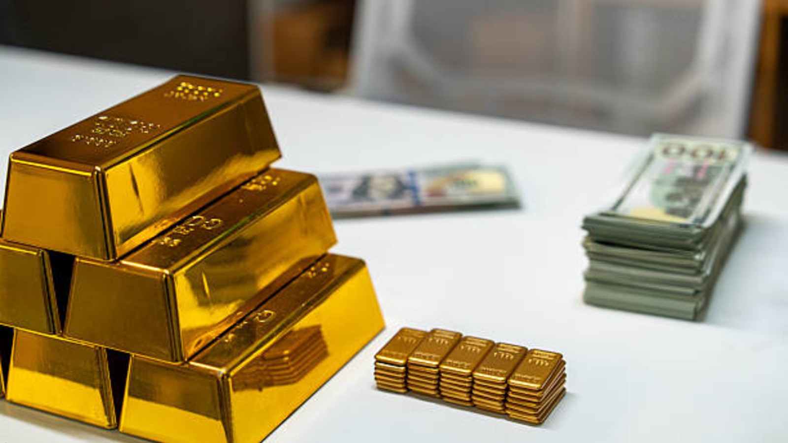 Gold and Silver Prices Today, August 19: Check Gold and Silver Rates in Mumbai, Delhi, Bengaluru & More